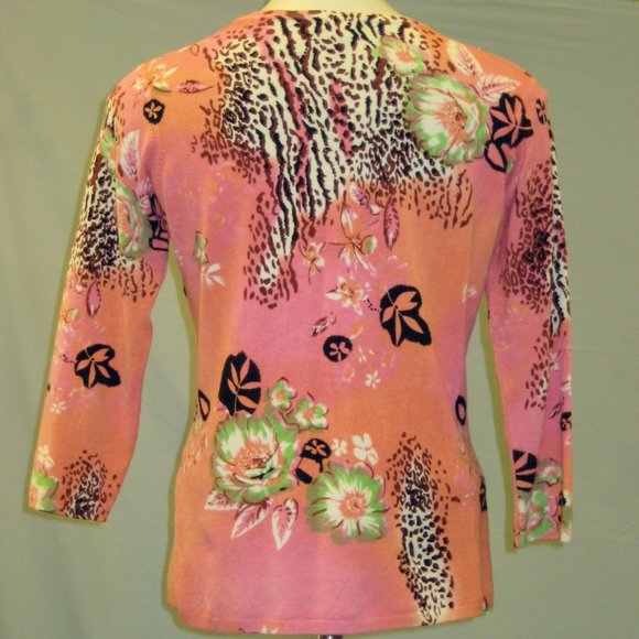 Elizabeth New York Pink Embellished Sweater Small - Picture 4 of 5